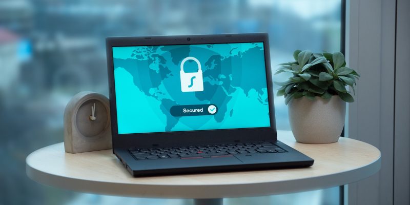 Se till att skydda ditt företag online med hjälp utav virusskydd och VPN